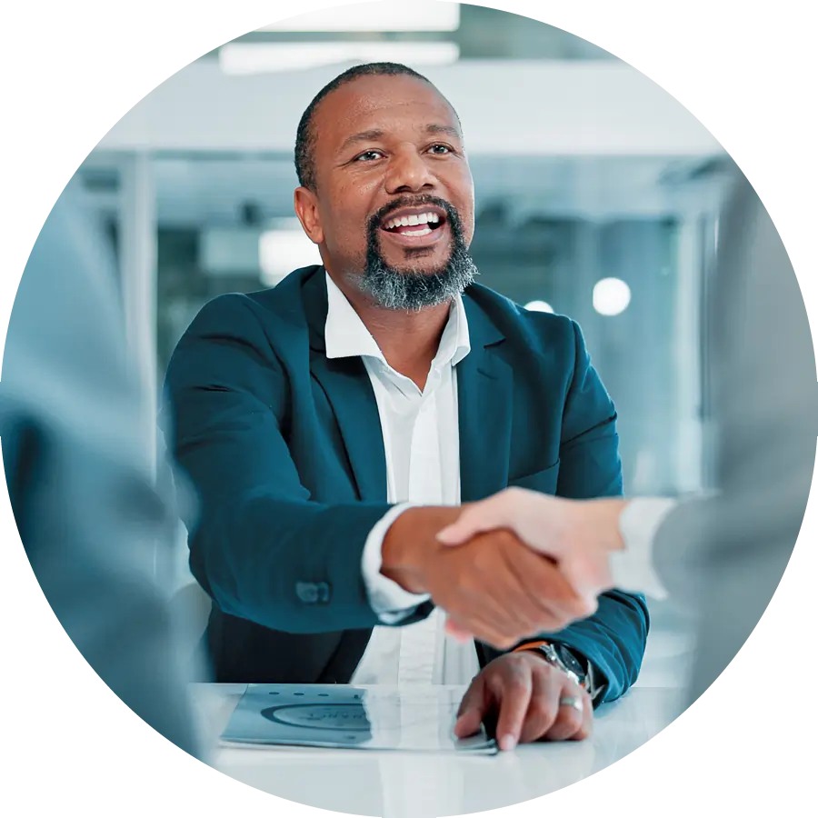 Businessman meeting clients-900